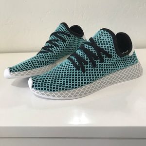 Adidas Deerupt Parley runner mens 10 cq2623 shoes
